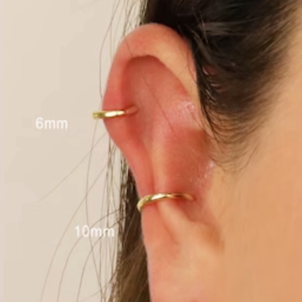 ETSY 18G Thin Silver Conch Cartilage Hoop
Earring 7mm